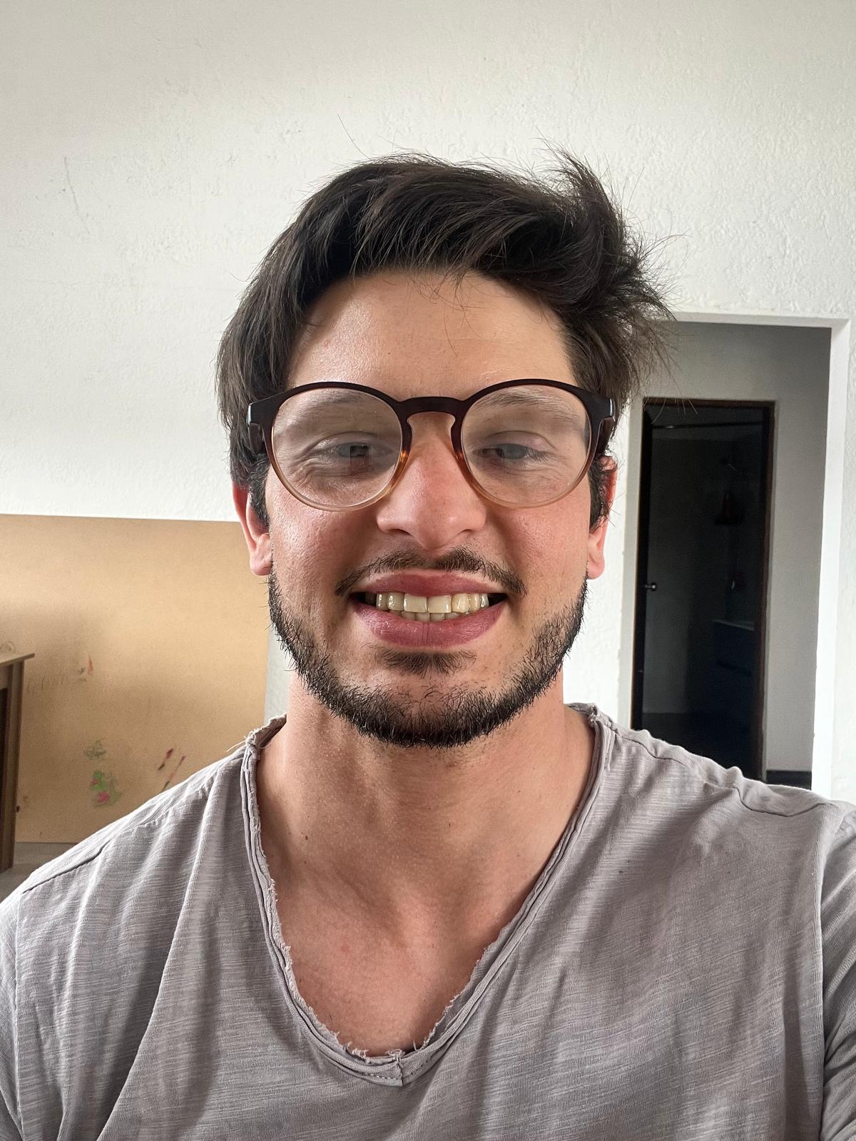<em>Matias B.</em>